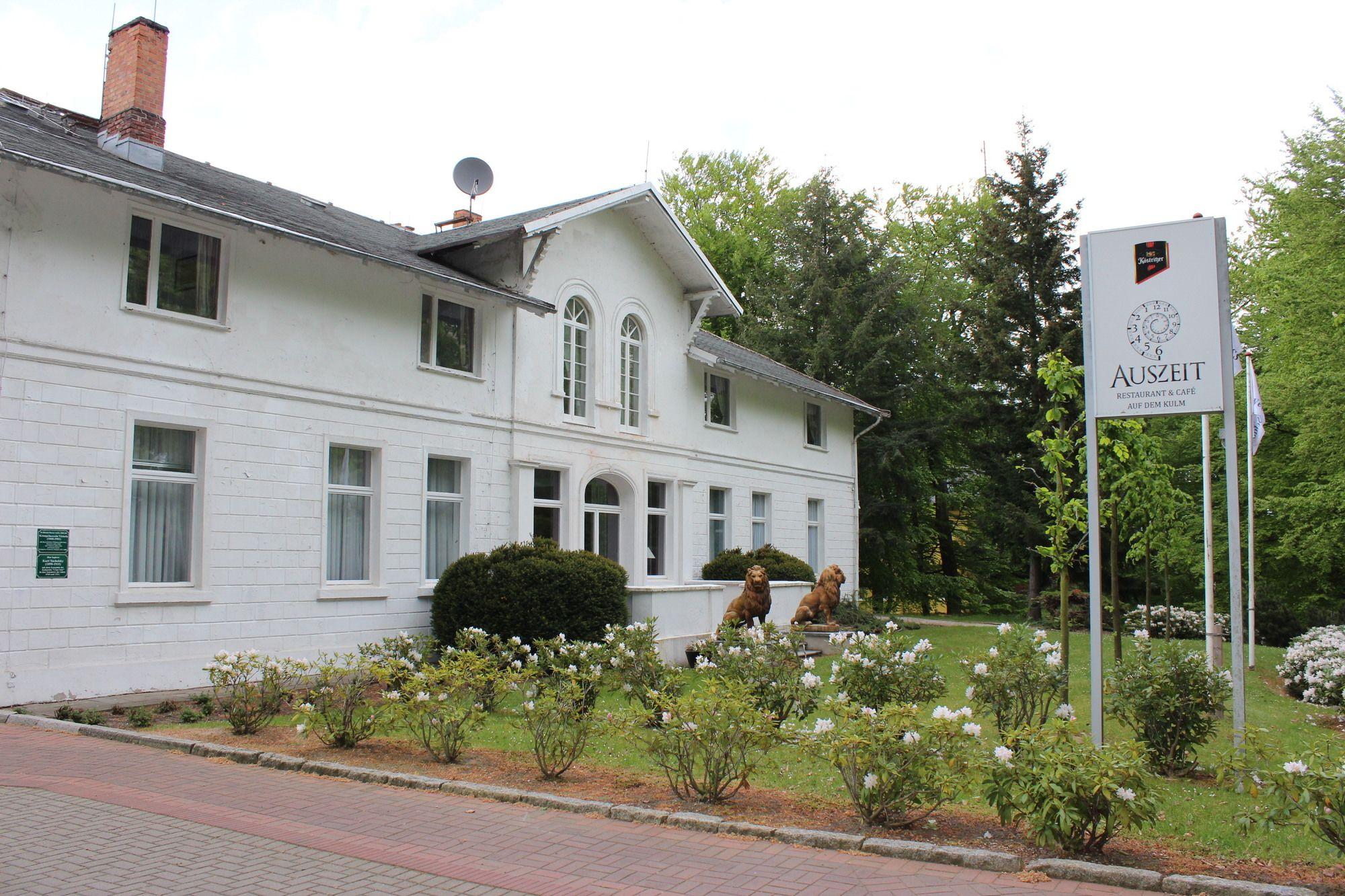 Hotel Weißes Schloß Ostseebad Heringsdorf Exterior foto