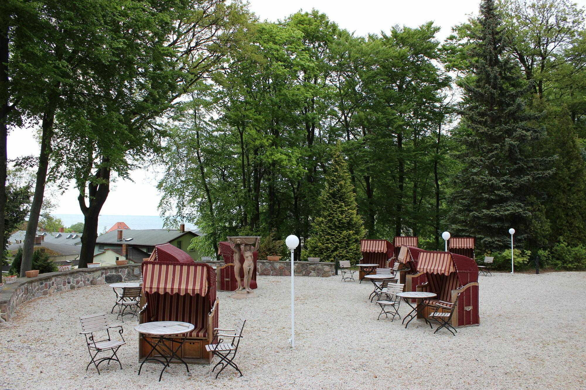 Hotel Weißes Schloß Ostseebad Heringsdorf Exterior foto